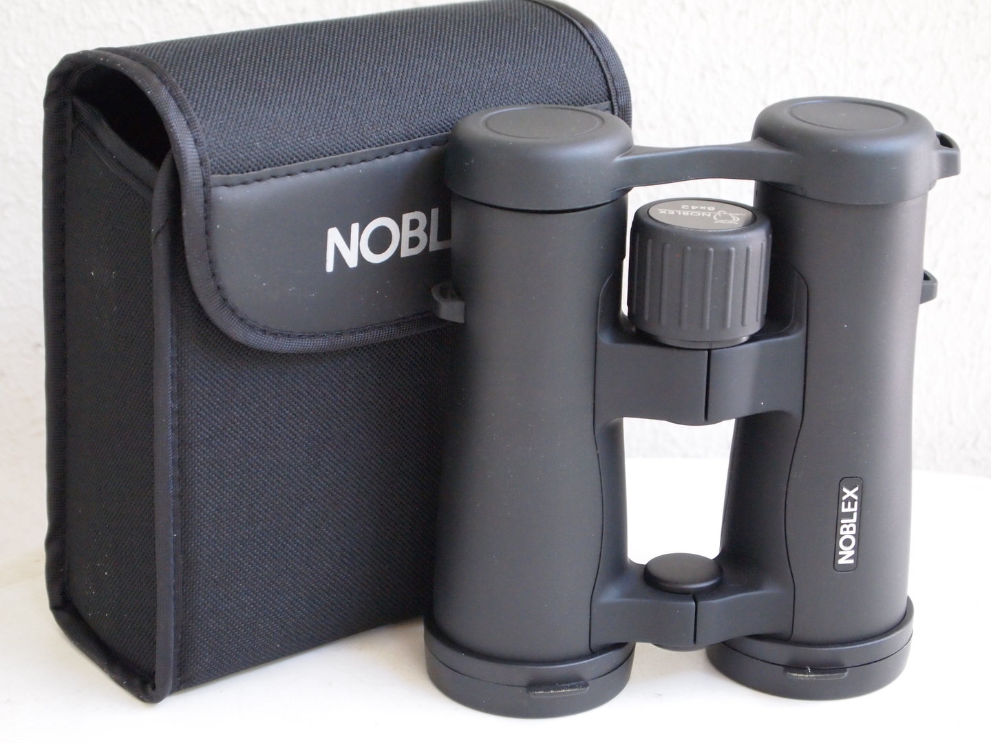 Noblex NF 8x42 vector prismáticos para cazadores y mercancía nueva naturaleza del distribuidor
